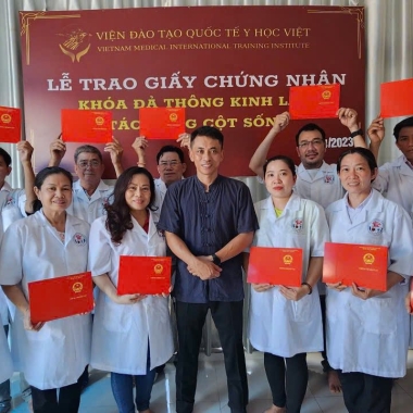 TUYỂN SINH KHÓA HỌC XOA BÓP – BẤM HUYỆT TẠI TP.HCM